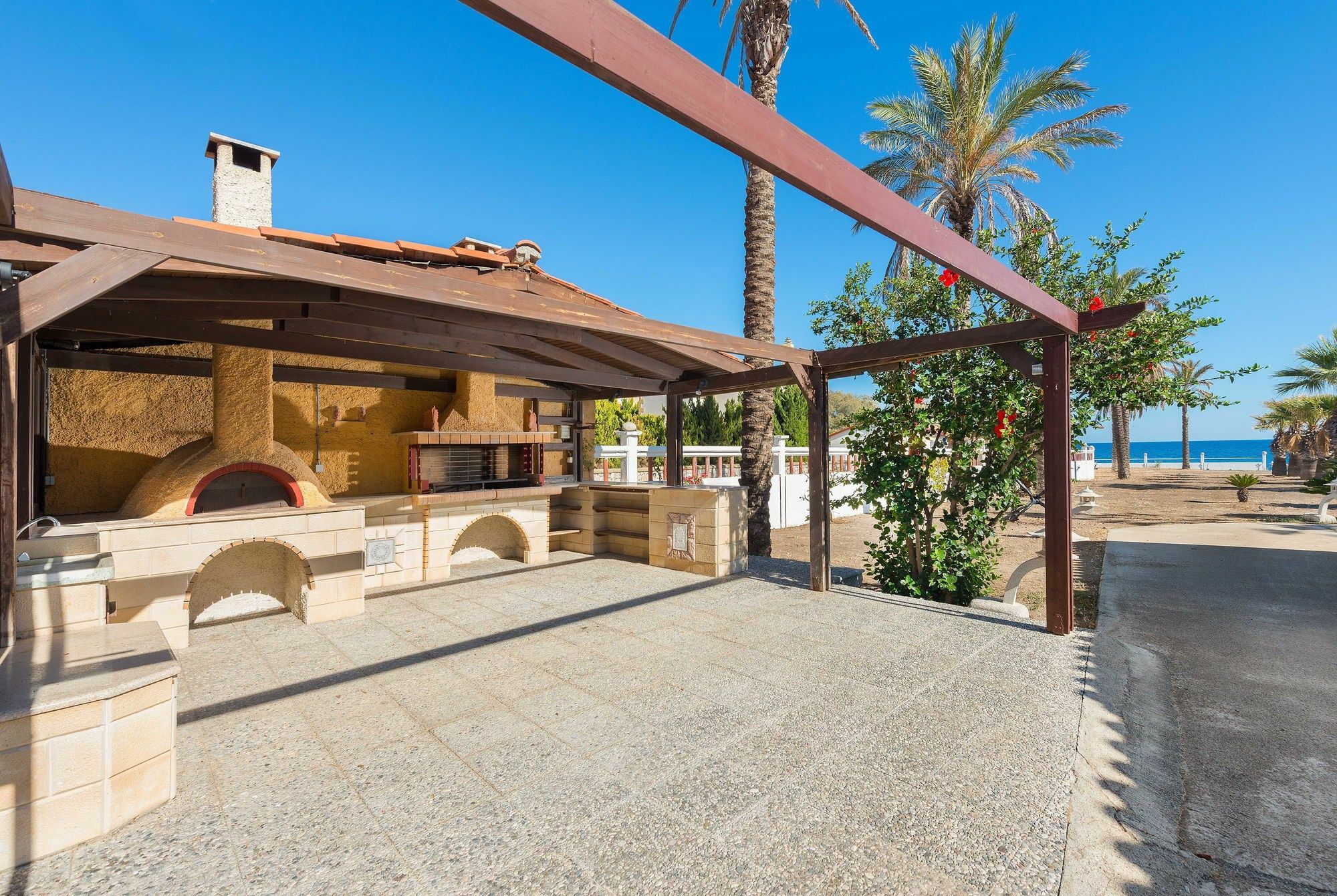 Villa Maria Beachfront Residence Киотари Екстериор снимка
